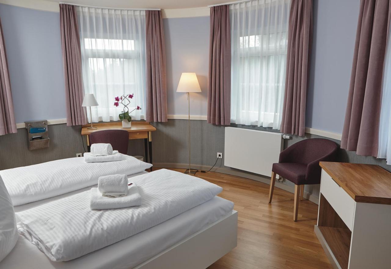 Schoenblick - Christliches Gaestezentrum Schwäbisch Gmünd Zewnętrze zdjęcie